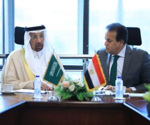 الدكتور خالد عبدالغفار يبحث مع وزير الاستثمار السعودي تعزيز سبل التعاون في القطاع الصحي